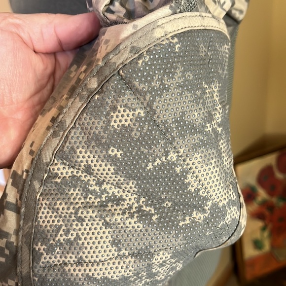 MASSIF Size Small Army ACU Camouflage  Flame Resistant Army Combat Shirt ACS NEW - Picture 14 of 14